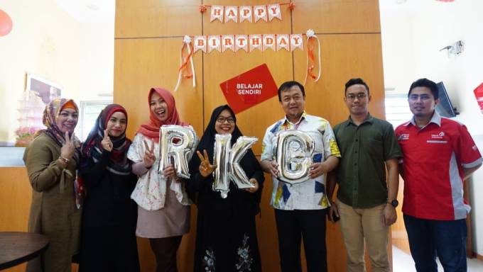 WhatsApp Image 2018-12-06 at 10.44.06(3)